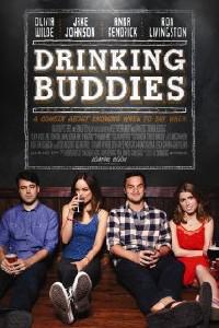 Plakat filma Drinking Buddies (2013).
