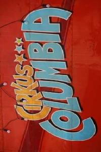 Plakat filma Cirkus Columbia (2010).