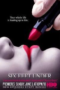 Poster for Six Feet Under (2001).